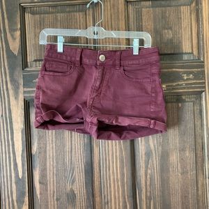 American Eagle maroon shorts size 4